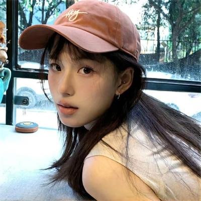 达芙妮2017海报